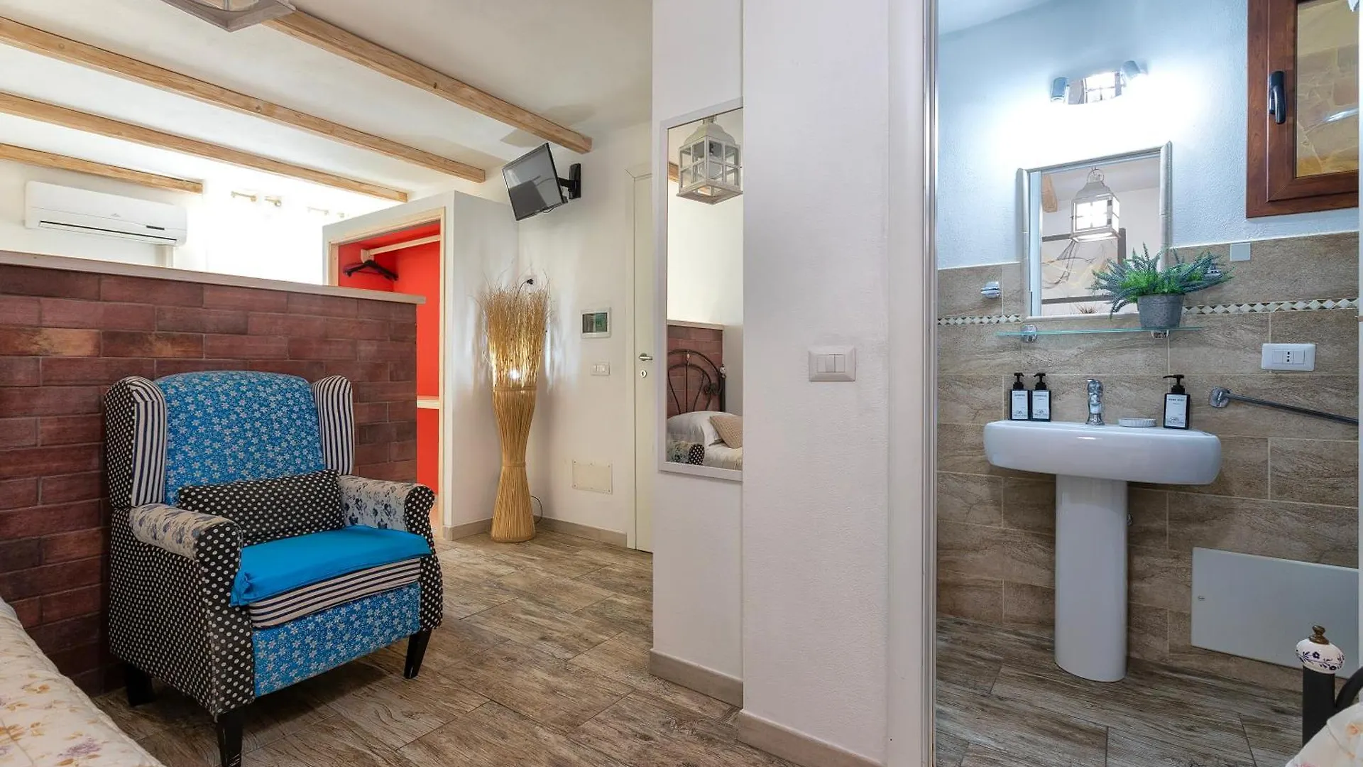 Villa Geridu Luxury Con 4 Camere 소르소 0*,  이탈리아