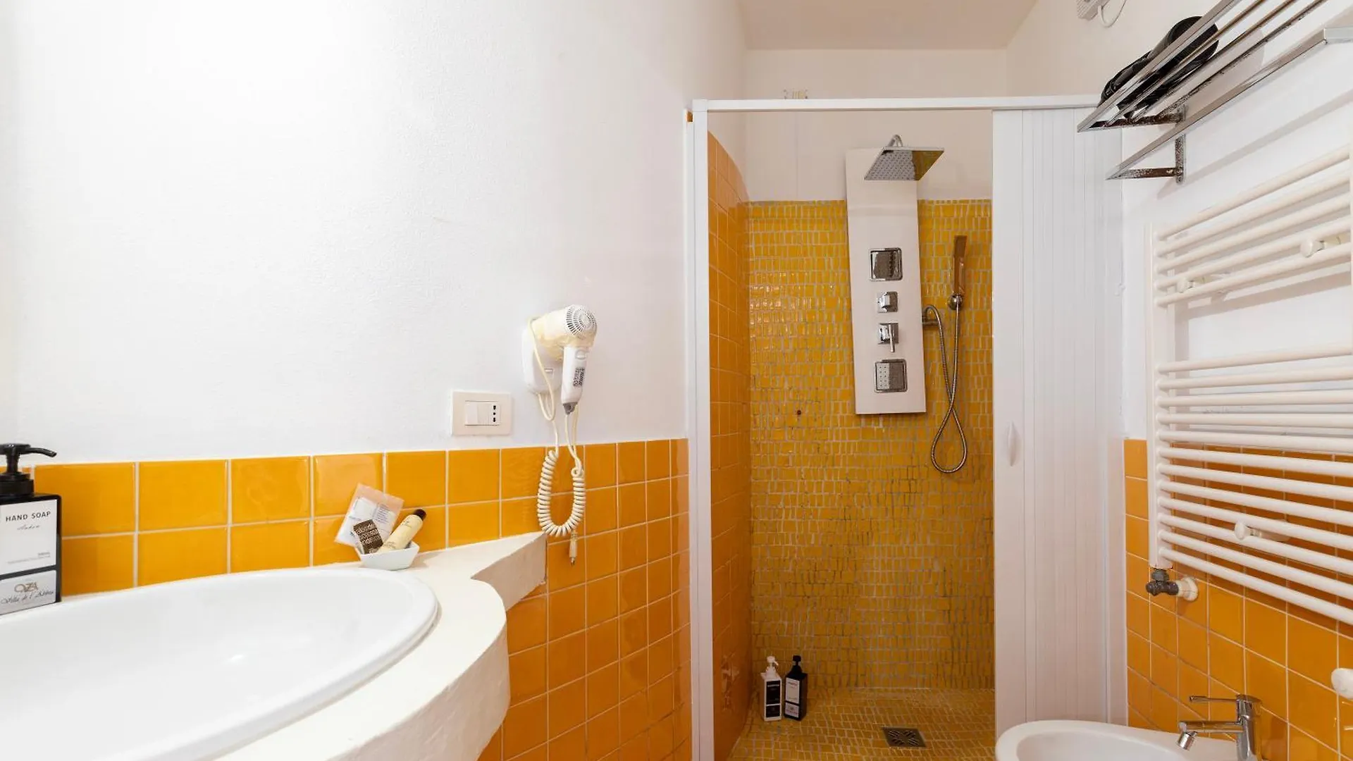 Villa Geridu Luxury Con 4 Camere 소르소